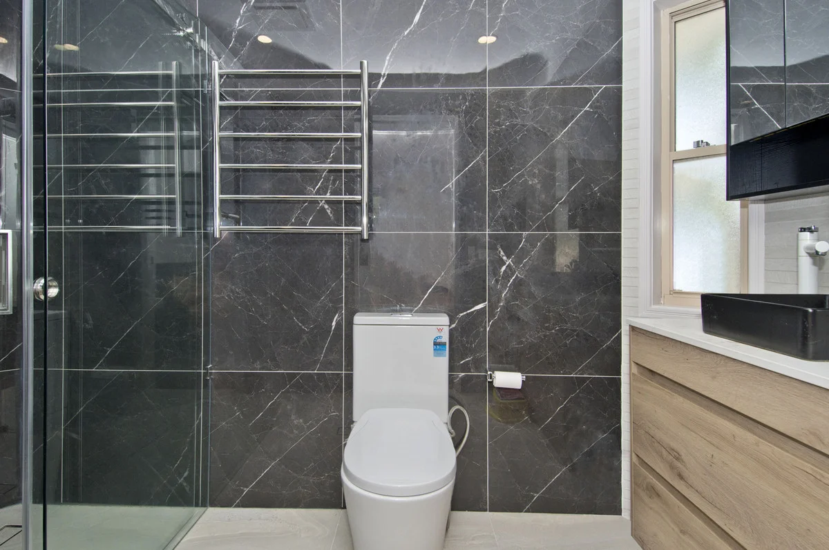 Additional image 6 of 8 Chatham Avenue, Pacific Pines QLD 4211