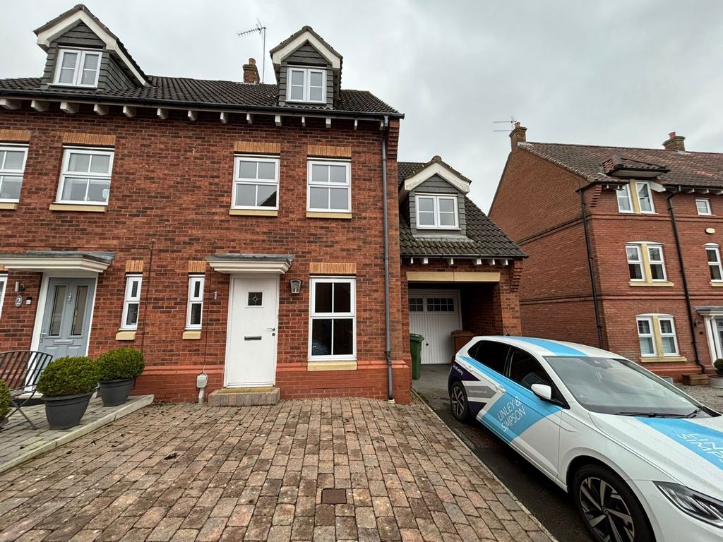 4 bed semi-detached house to rentJuniper Chase, Beverley, East Yorkshire HU17
