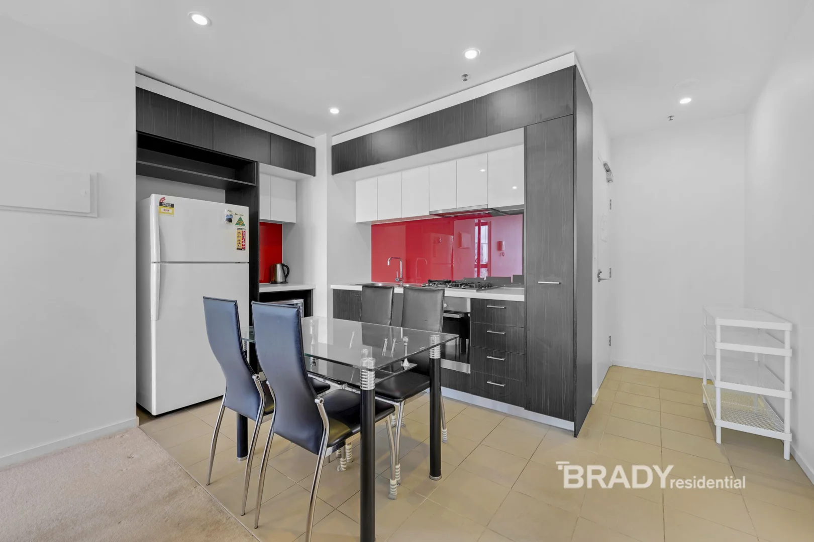 1701/8 Sutherland Street, Melbourne VIC 3000 photo 4