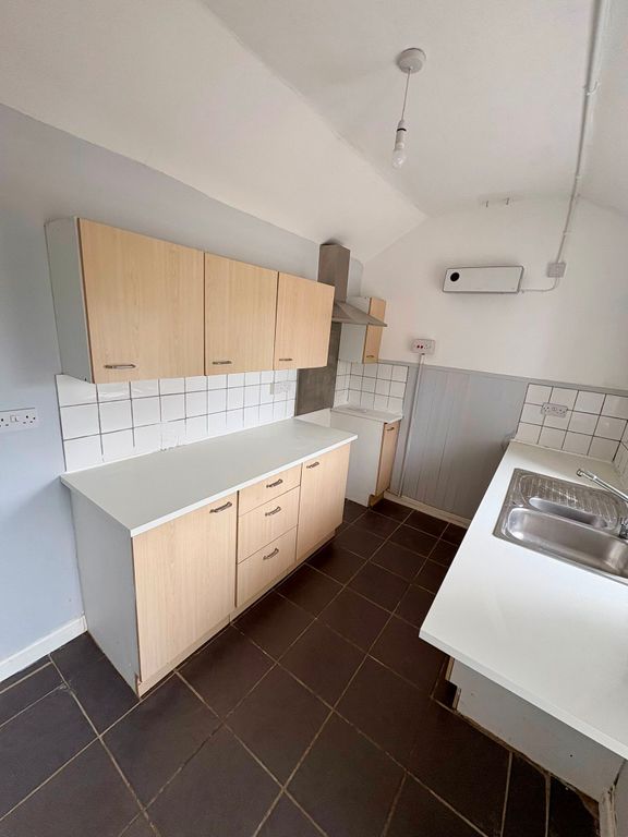 Additional image 2 of 2 bed terraced house to rentBryn Ffynnon Terrace, Llanaelhaearn, Caernarfon LL54
