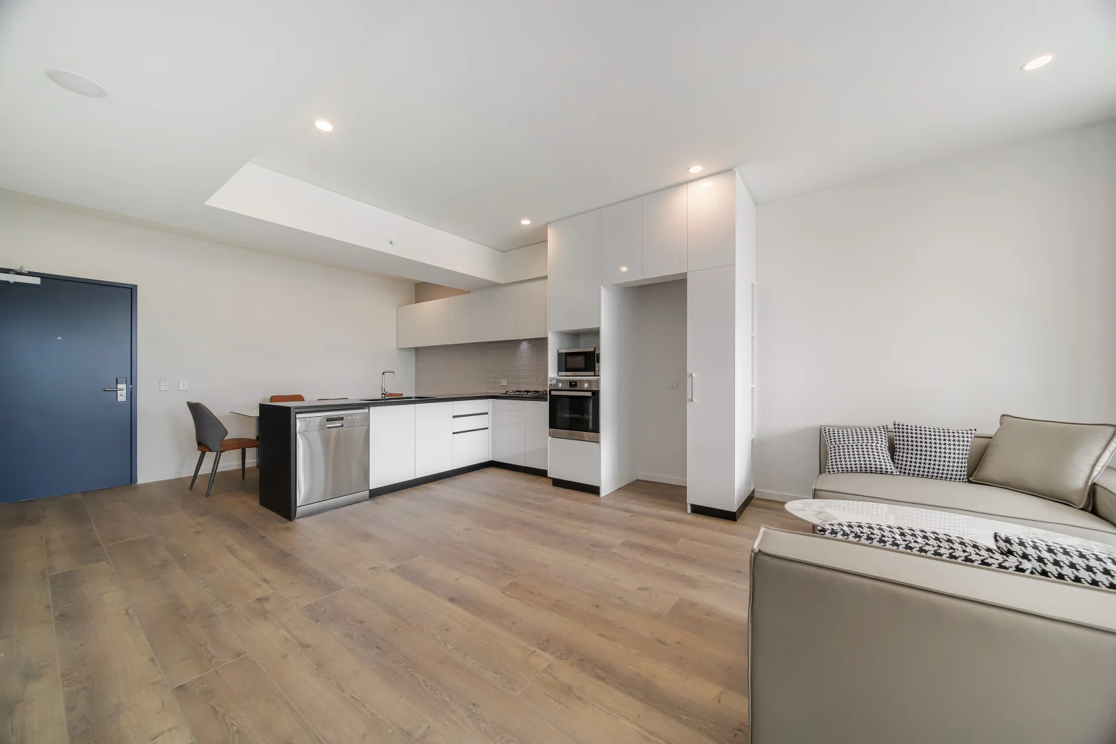 Additional image 4 of 2B2B (Furnished)/116 Waymouth Street, Adelaide SA 5000