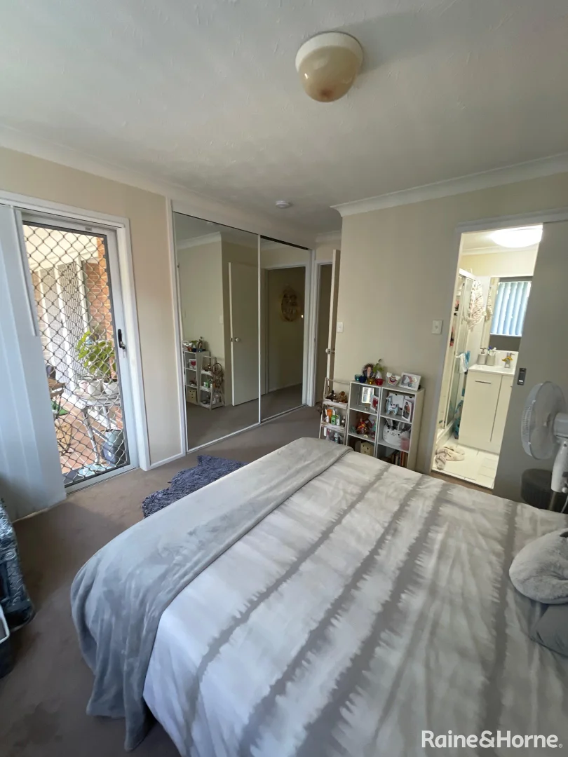 11/2 Brasted Street, Taringa QLD 4068 photo 3