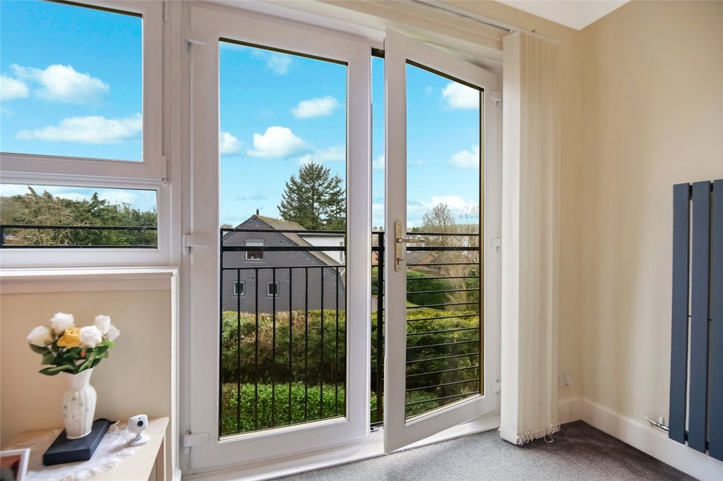 Additional image 5 of 2 bed flat for saleWhitelea Court, Kilmacolm PA13