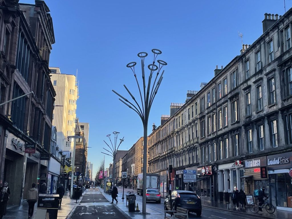 5 bed flat to rentSauchiehall Street, Glasgow G2