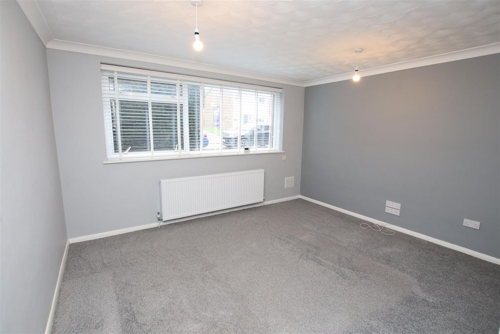 Additional image 5 of 2 bed flat to rentPaddock Close, South Darenth, Dartford DA4