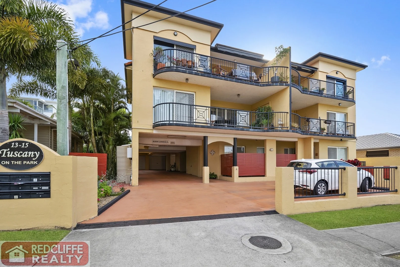 8/13 Humpybong Esplanade, Redcliffe QLD 4020