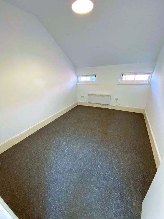 Additional image 3 of 2 bed flat to rentDock View Road, Barry CF63