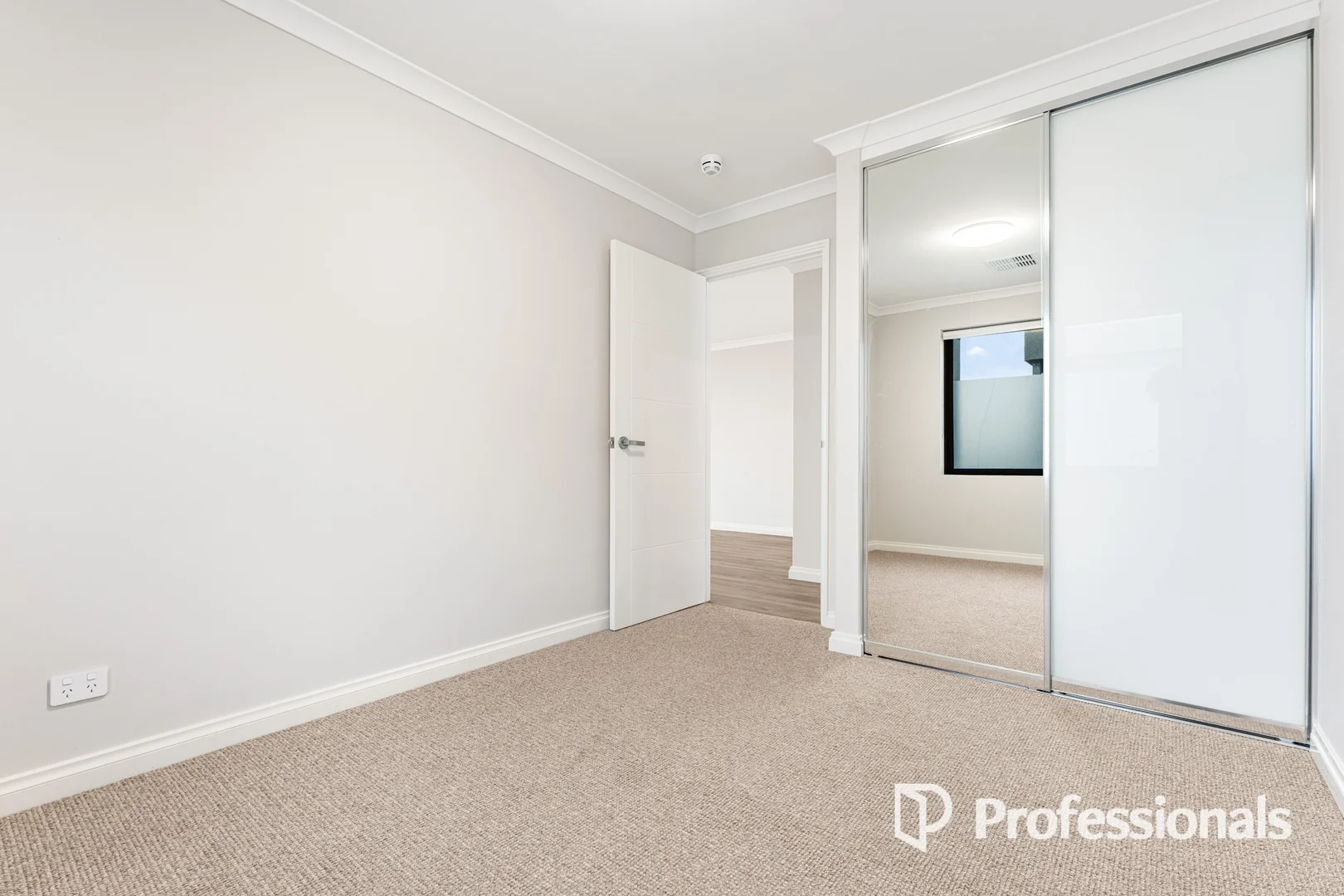 Additional image 16 of 4/20 May Street, Scarborough WA 6019