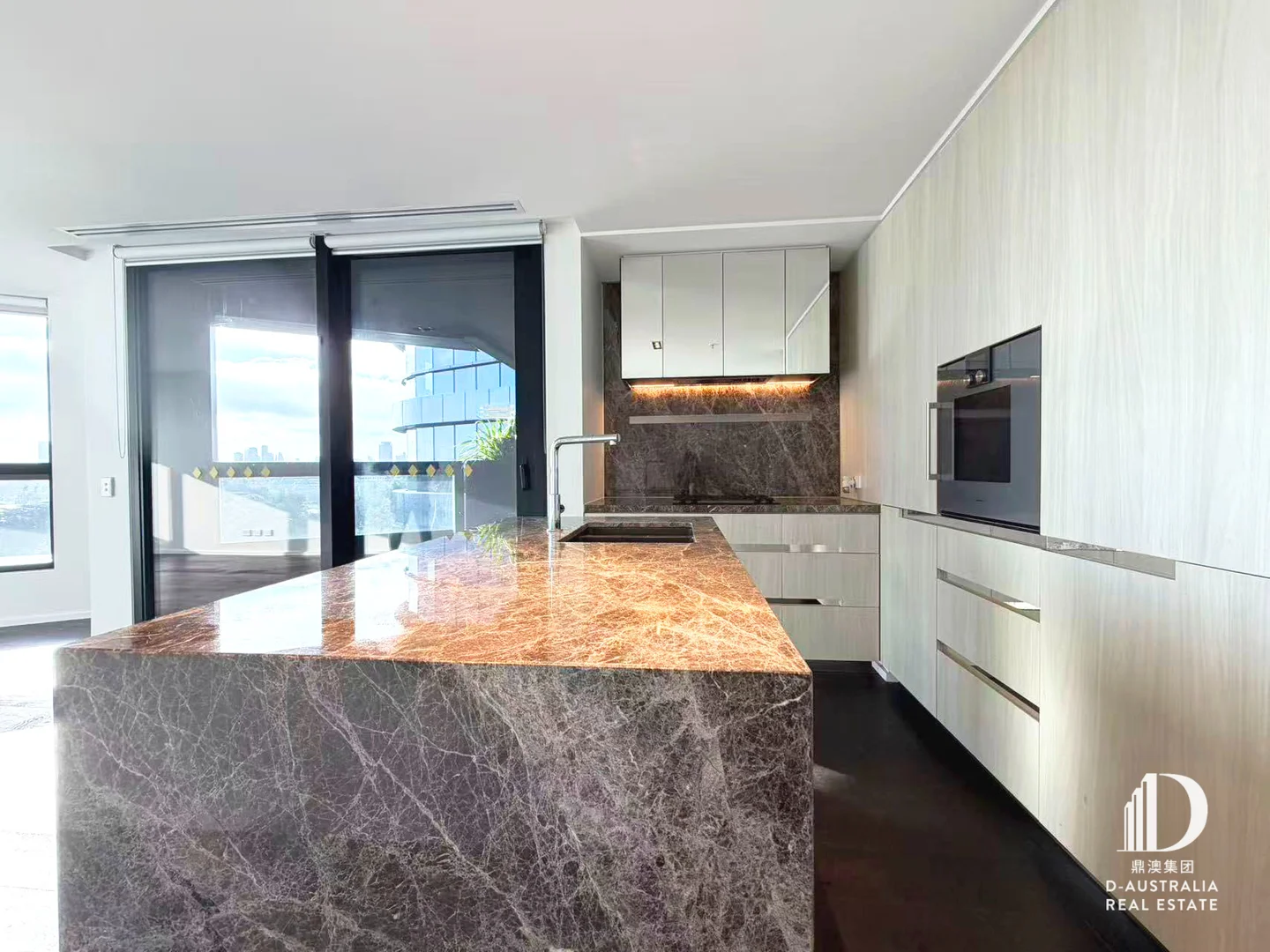 Additional image 2 of 819/20 Queens Road, Melbourne VIC 3004