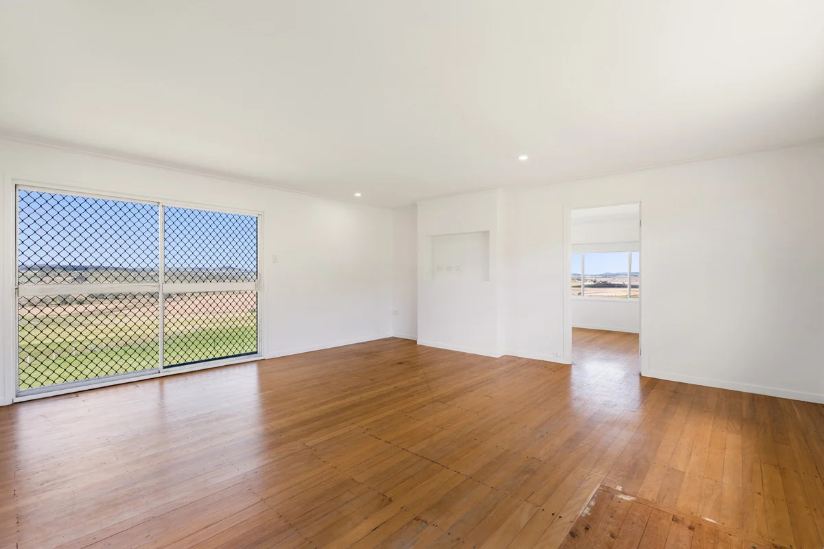 Additional image 4 of 13041 New England Highway, Hodgson Vale QLD 4352