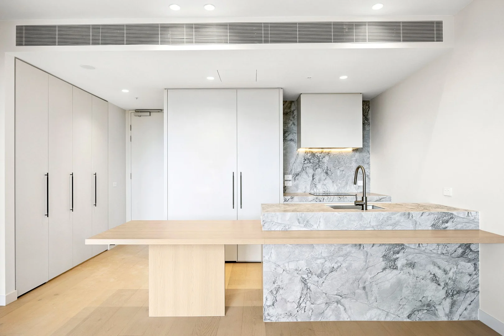 Additional image 2 of 205/39 Bay Street, Rippleside VIC 3215