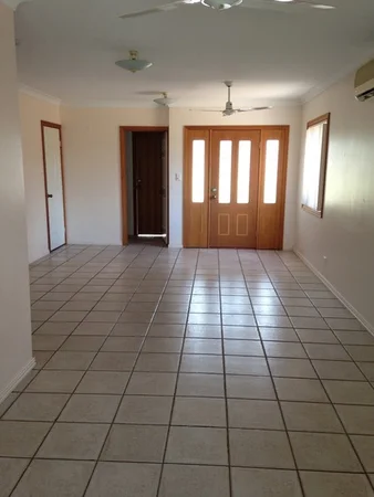 Additional image 6 of 1/153 Camooweal Street, Mount Isa QLD 4825