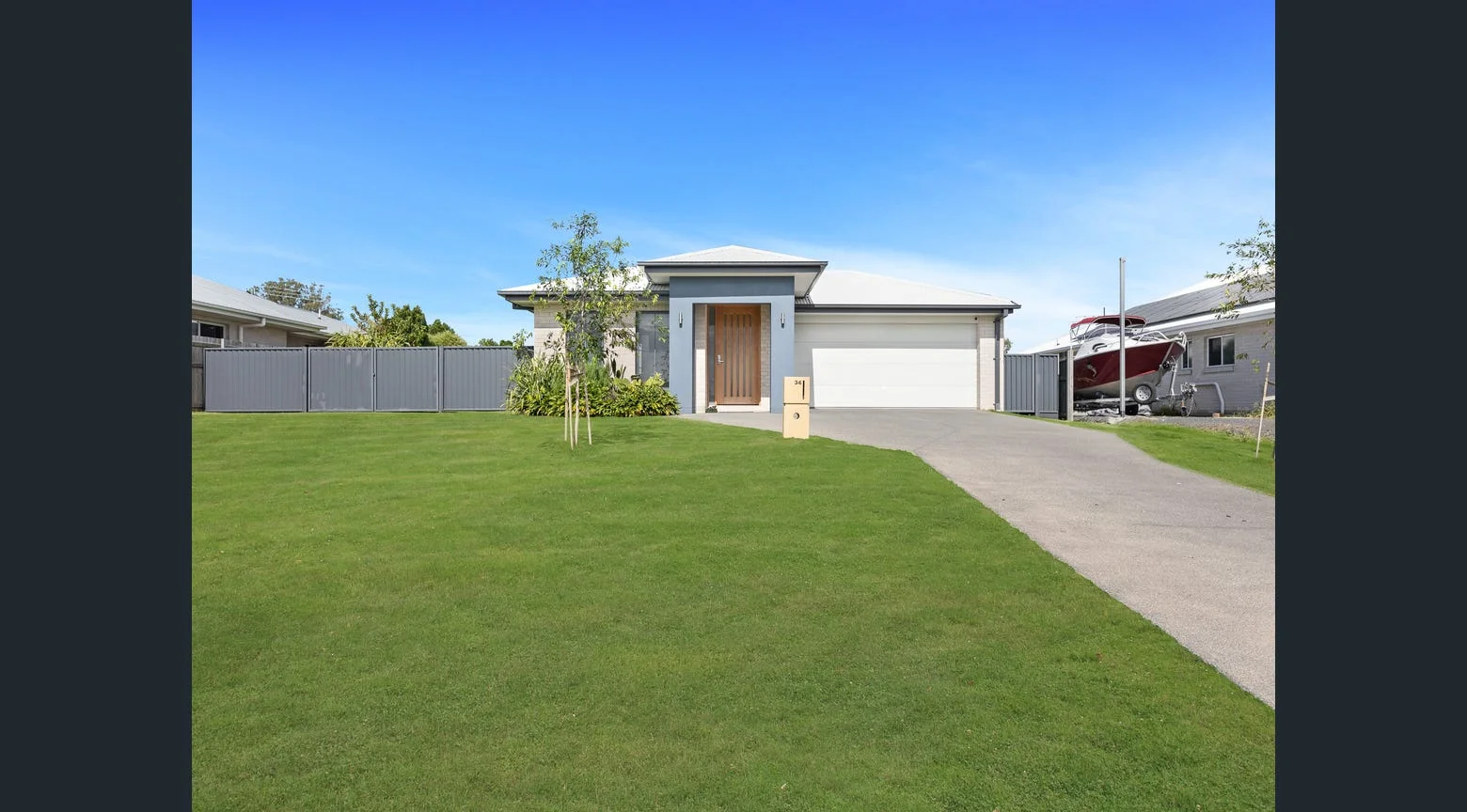 34 North Street, Point Vernon QLD 4655