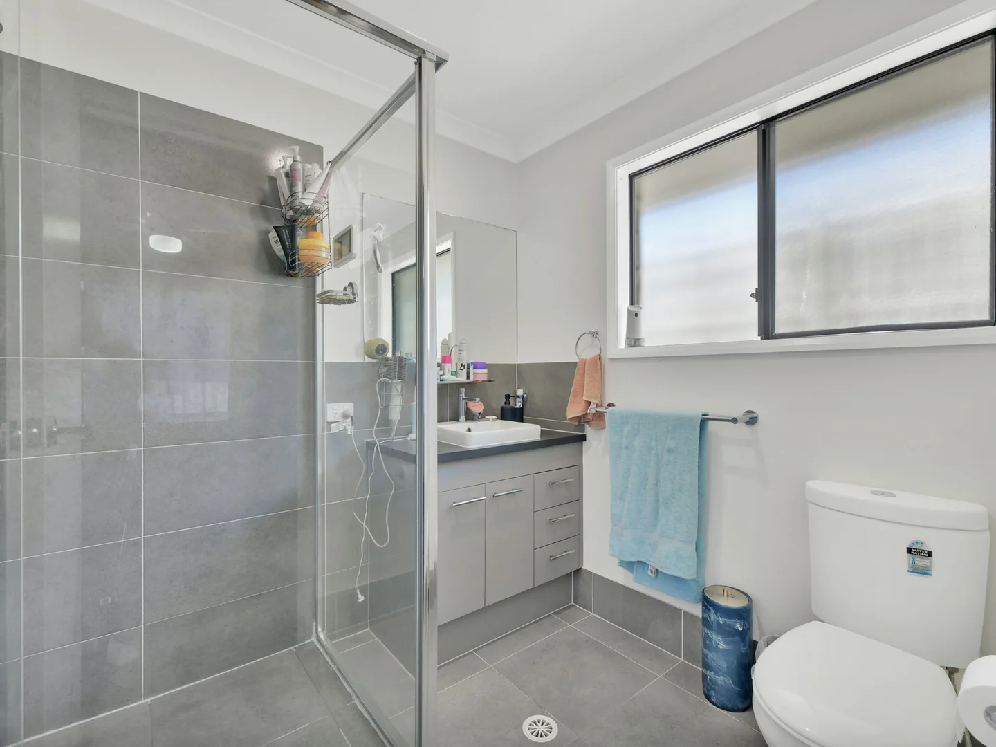12 Trailblazer Drive, Flagstone QLD 4280 photo 4