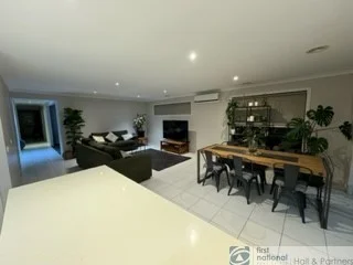 52 Timbertop Boulevard, Officer VIC 3809