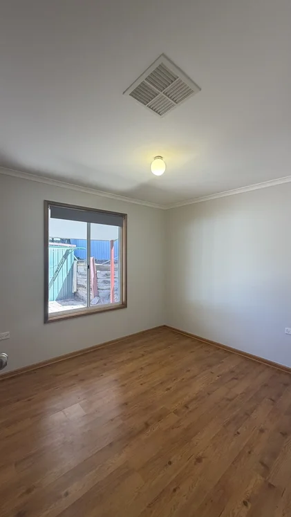 Additional image 15 of 16 Wirrda St, Roxby Downs SA 5725