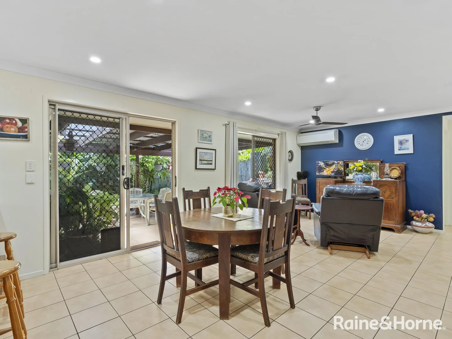 Additional image 5 of 268 Main Street, Redland Bay QLD 4165