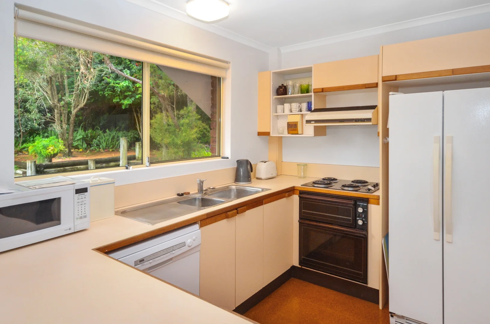 Additional image 3 of 3/8 Avoca Dr, Avoca Beach NSW 2251