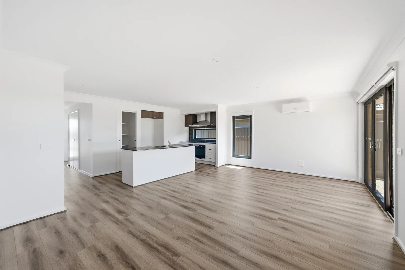 18 Laurina Rd, Yarrawonga VIC 3730 photo 3