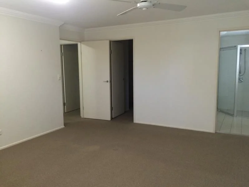 Additional image 5 of 2/55 Marine Parade, Redcliffe QLD 4020