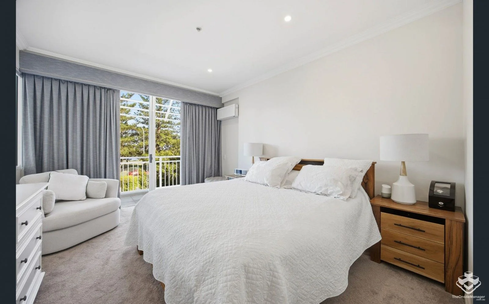 Additional image 4 of ID:21170524/212 Marine Parade, Southport QLD 4215