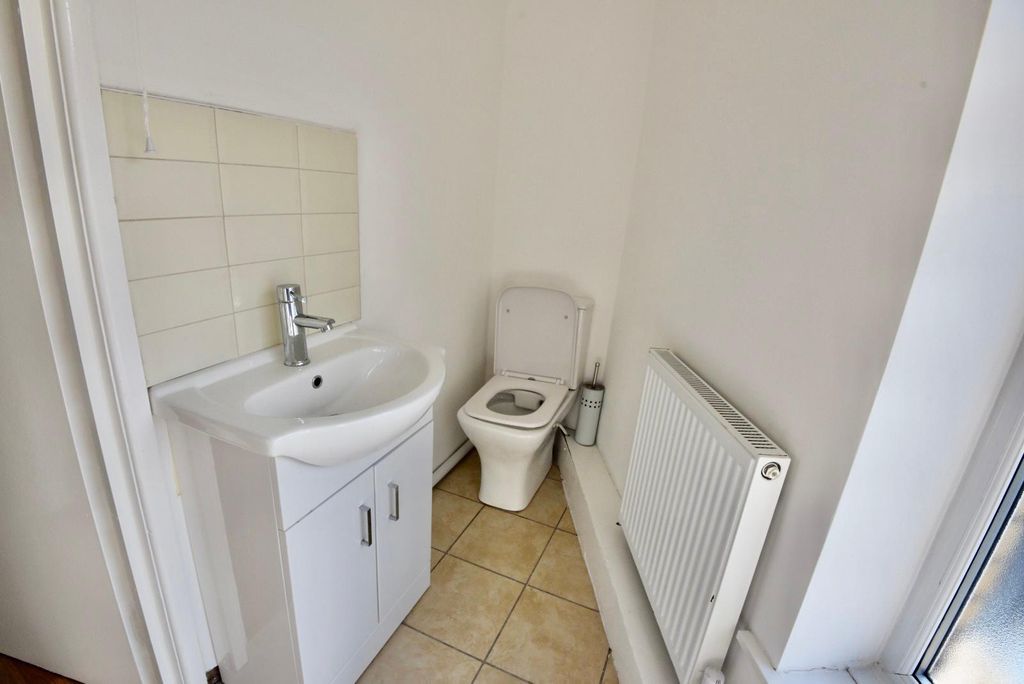 Additional image 29 of 4 bed shared accommodation to rentLucas St, Newport NP20