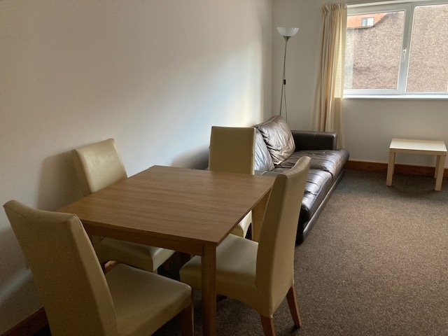 2 Bed Flat, Argyle Road, BS2, N1 7GU photo 2