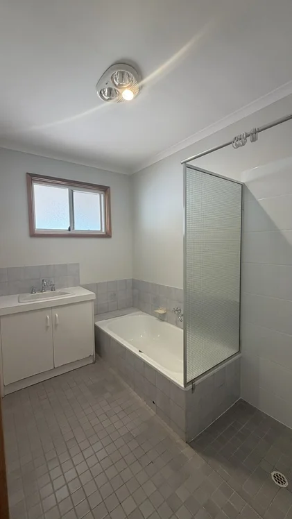 Additional image 10 of 16 Wirrda St, Roxby Downs SA 5725