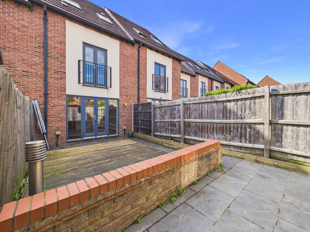 Additional image 17 of 3 bed terraced house to rentSamwell Lane, Upton NN5