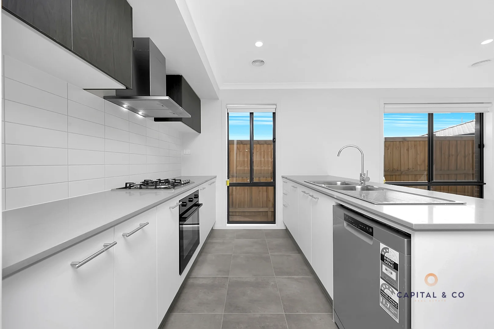 3 Redbud Place, Beveridge VIC 3753 photo 2