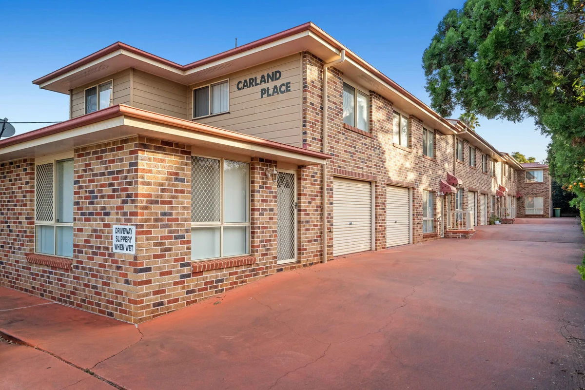 2/33 Helen Street, Newtown QLD 4350