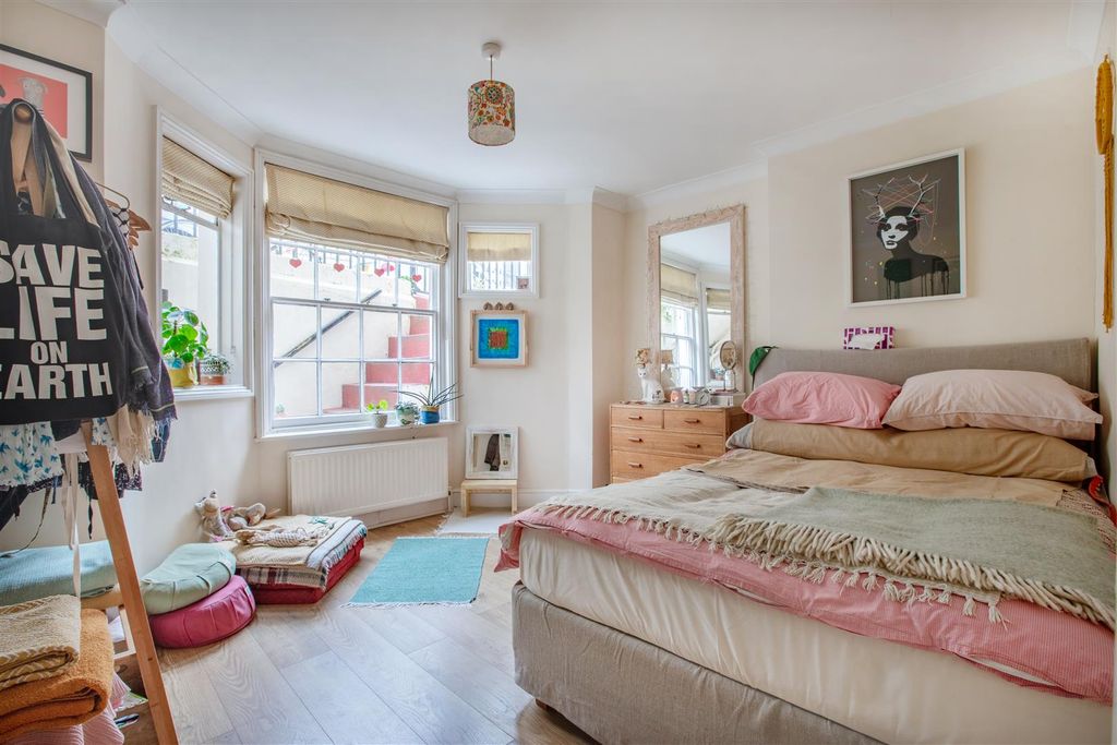 Additional image 4 of 2 bed flat for saleWaterloo Street, Hove BN3