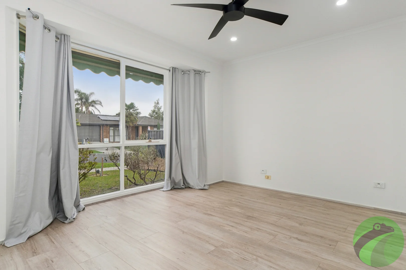 Additional image 6 of 92 Courtenay Avenue, Cranbourne North VIC 3977