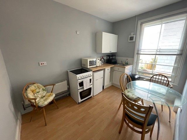 Additional image 6 of 1 bed flat to rentCastle Street, Ryde PO33