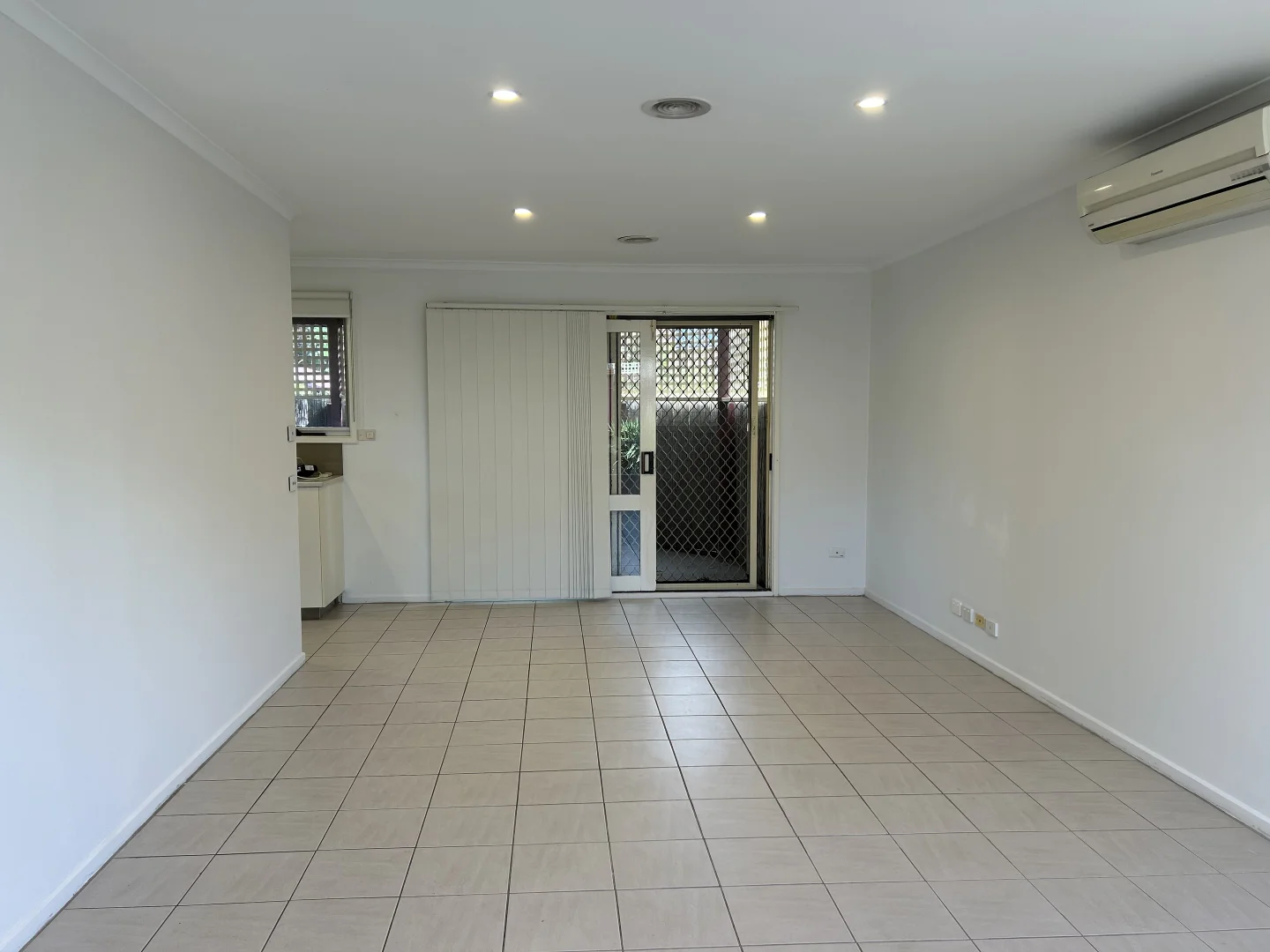 Additional image 7 of 2 Warren Close, Narre Warren VIC 3805