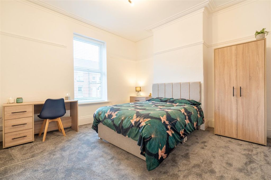 5 bed shared accommodation to rent58 Brunswick Street, Broomhall, Sheffield S10