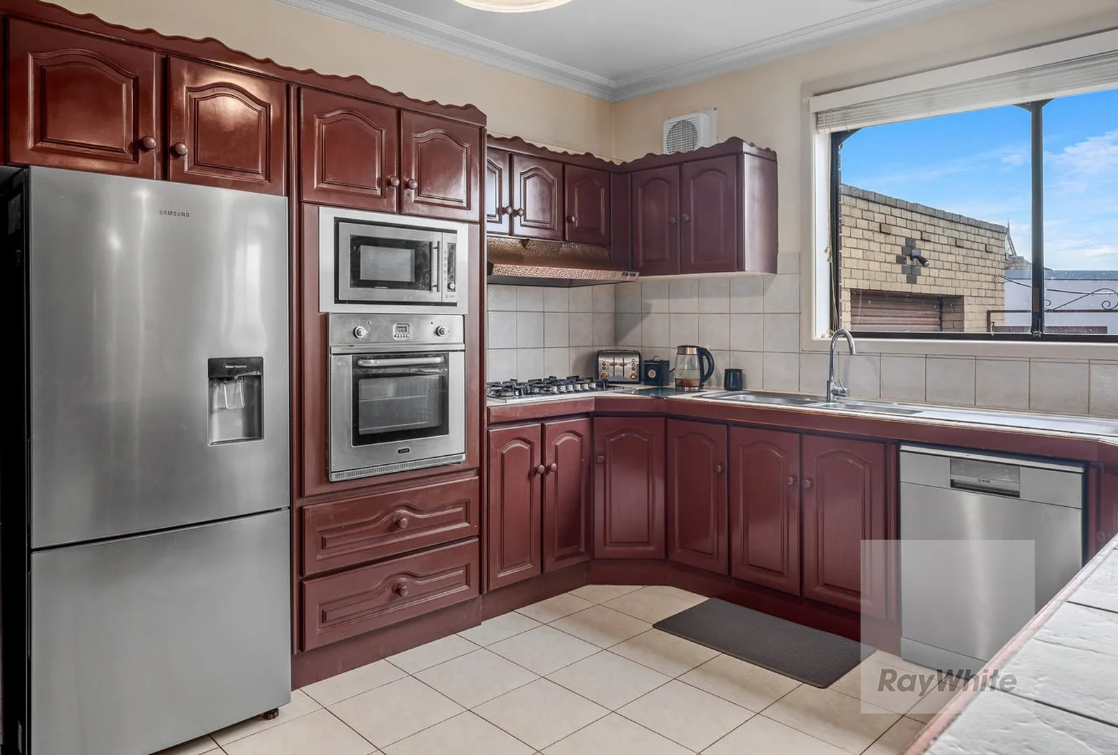 Additional image 3 of 16 Newton Crescent, Lalor VIC 3075