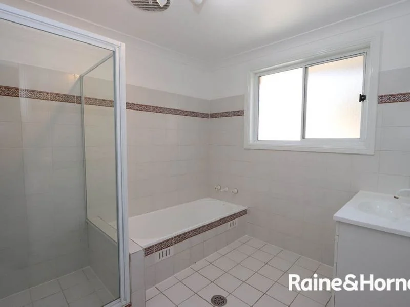 Additional image 3 of 19 Kurumben Place, Bathurst NSW 2795