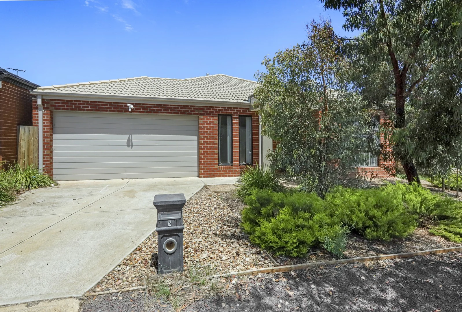 5 Lores Drive, Brookfield VIC 3338