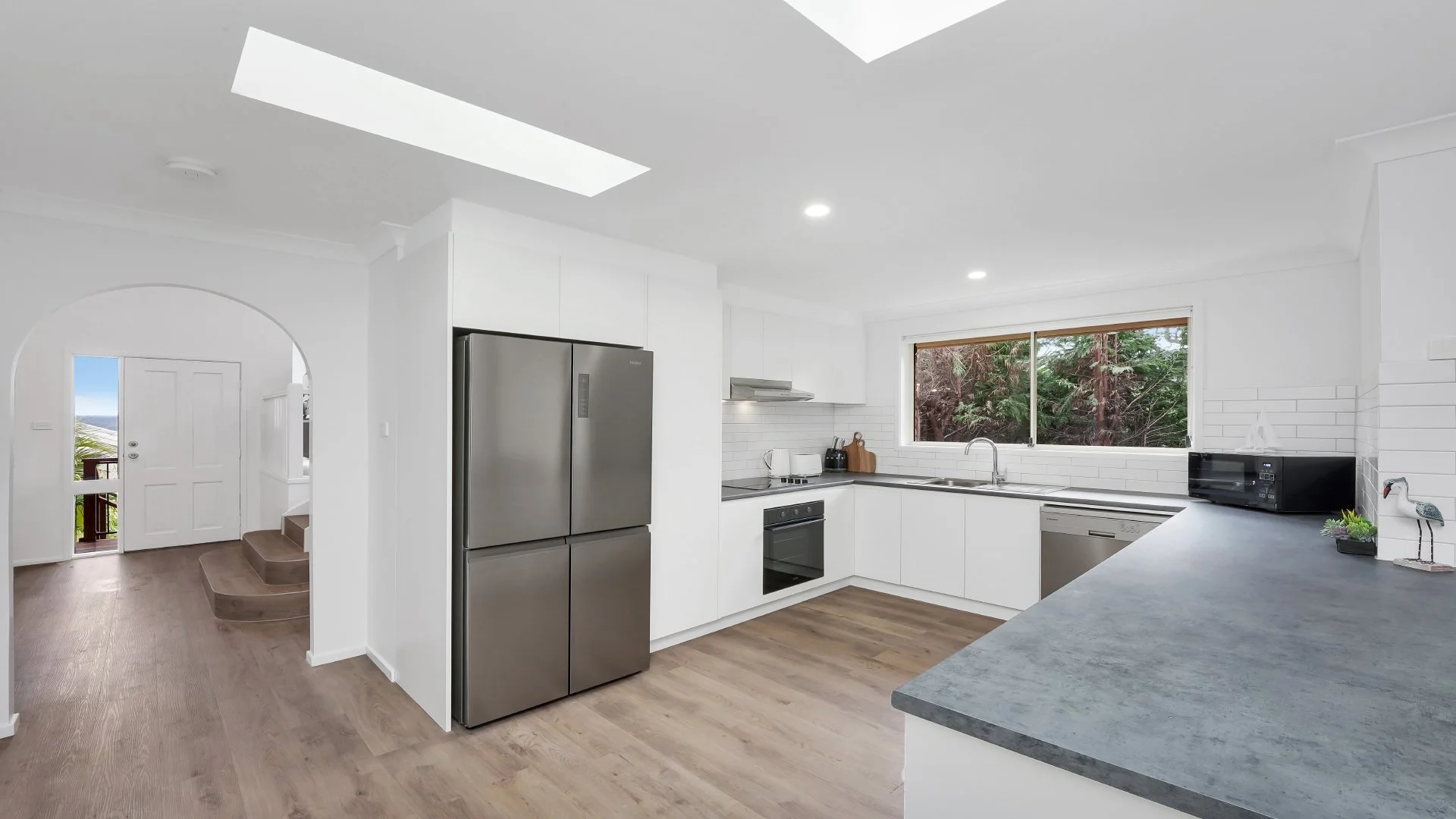 Additional image 3 of 1A/2 Vista Avenue, Copacabana NSW 2251