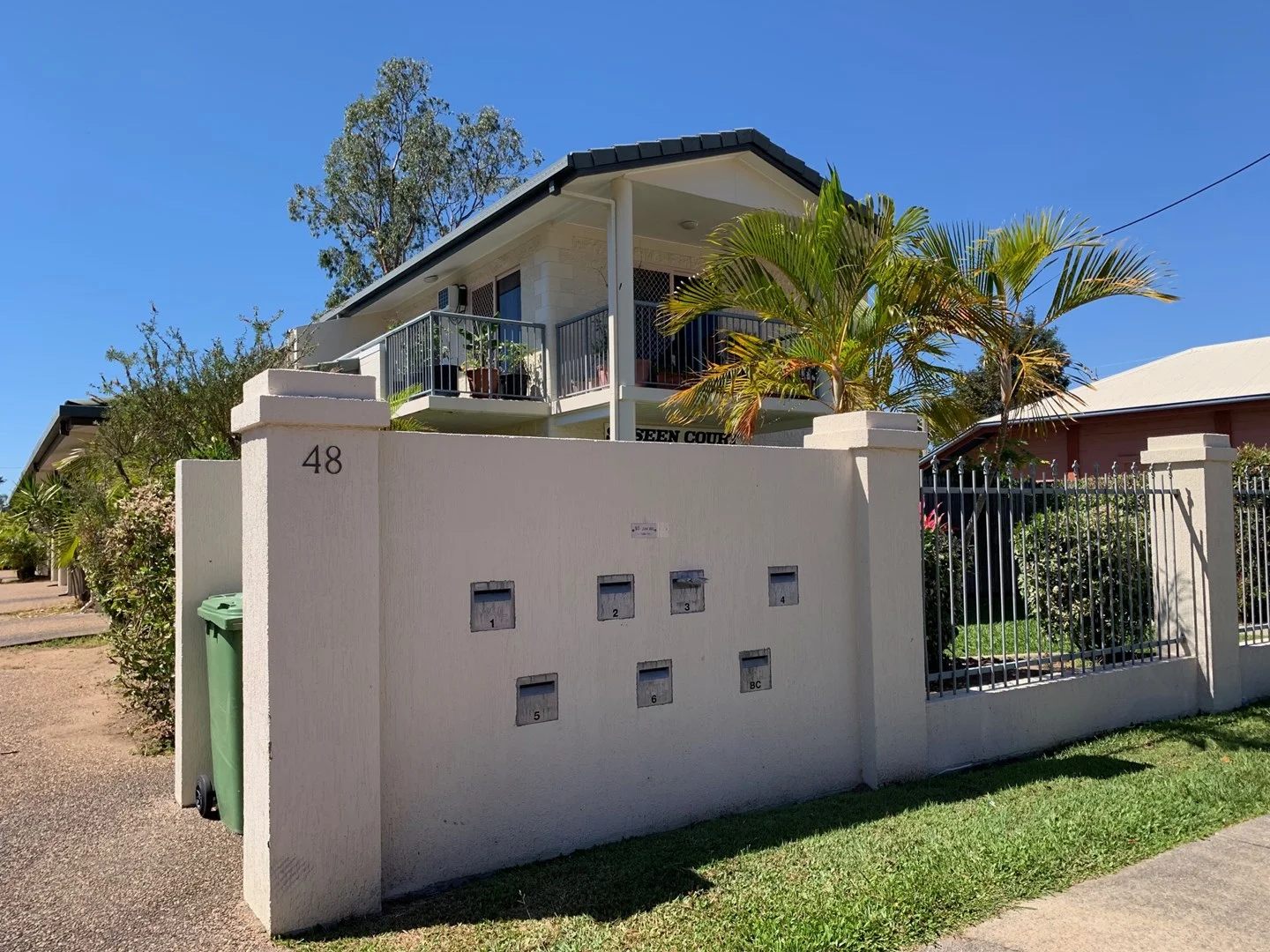 2/48 French Street, Pimlico QLD 4812