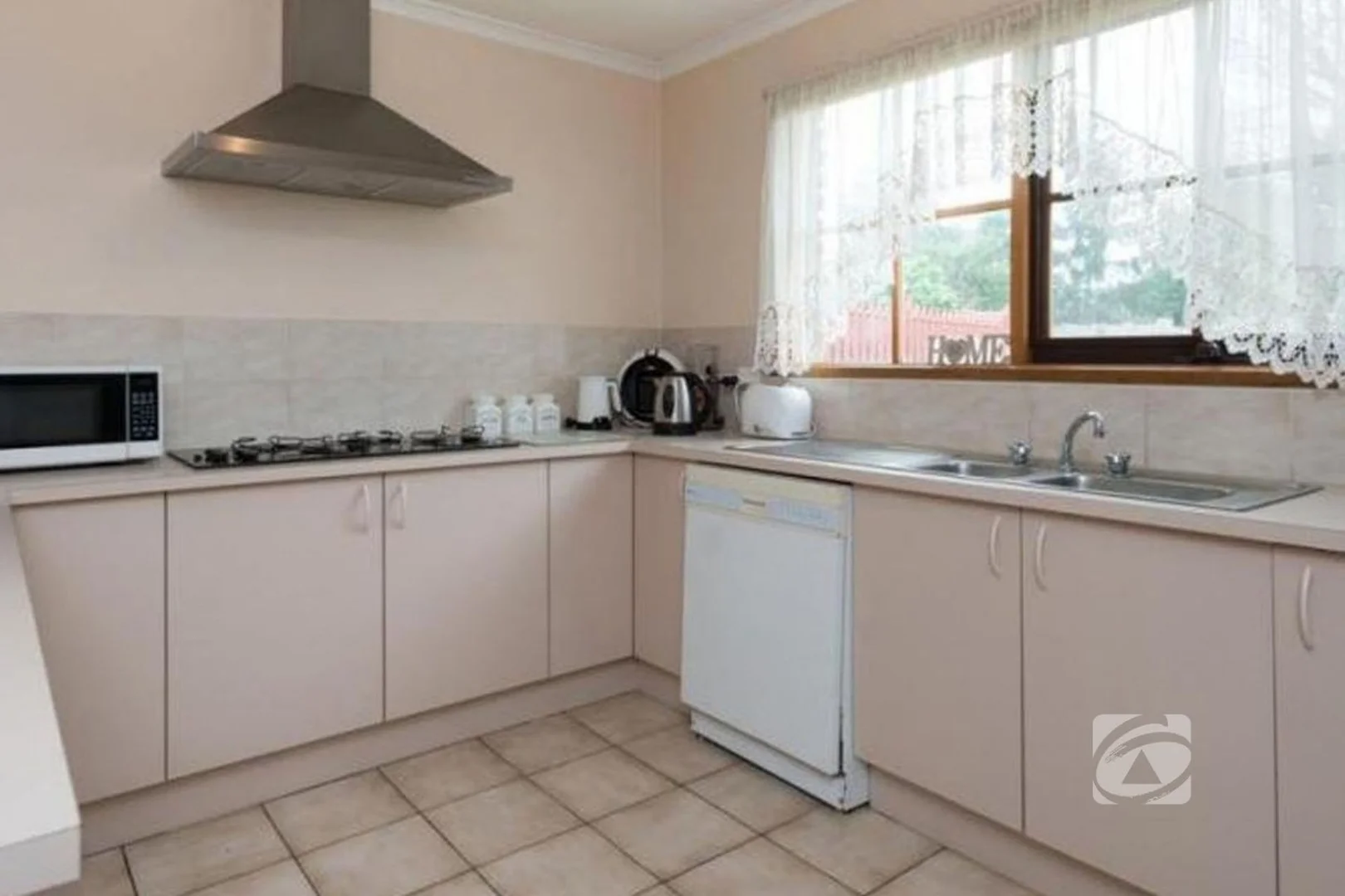 Additional image 5 of 1 Malanda Court, Berwick VIC 3806