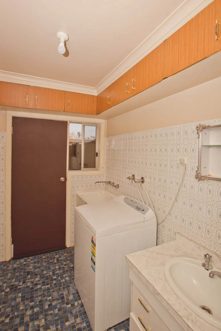 Additional image 6 of 2/494 Banna Avenue, Griffith NSW 2680