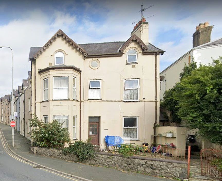 Room to rentRoom, South Rd, Caernarfon LL55