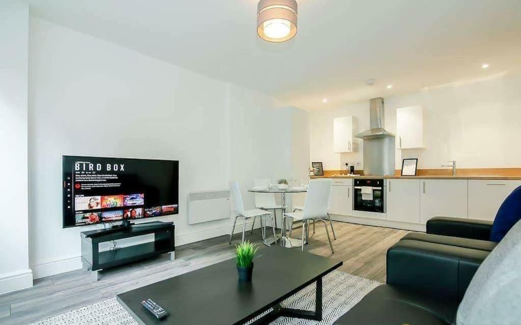 2 Bed Flat, Queen Street, S1, N1 7GU photo 4