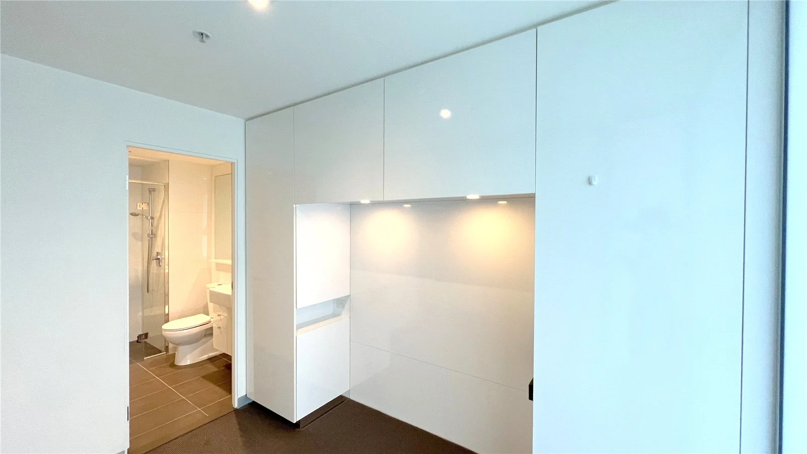 Additional image 6 of 1303/53 Batman Street, West Melbourne VIC 3003