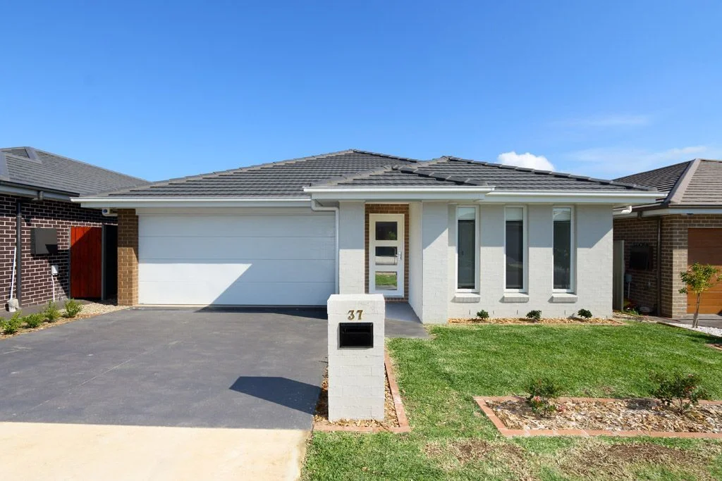 37 Radisich Loop, Oran Park NSW 2570