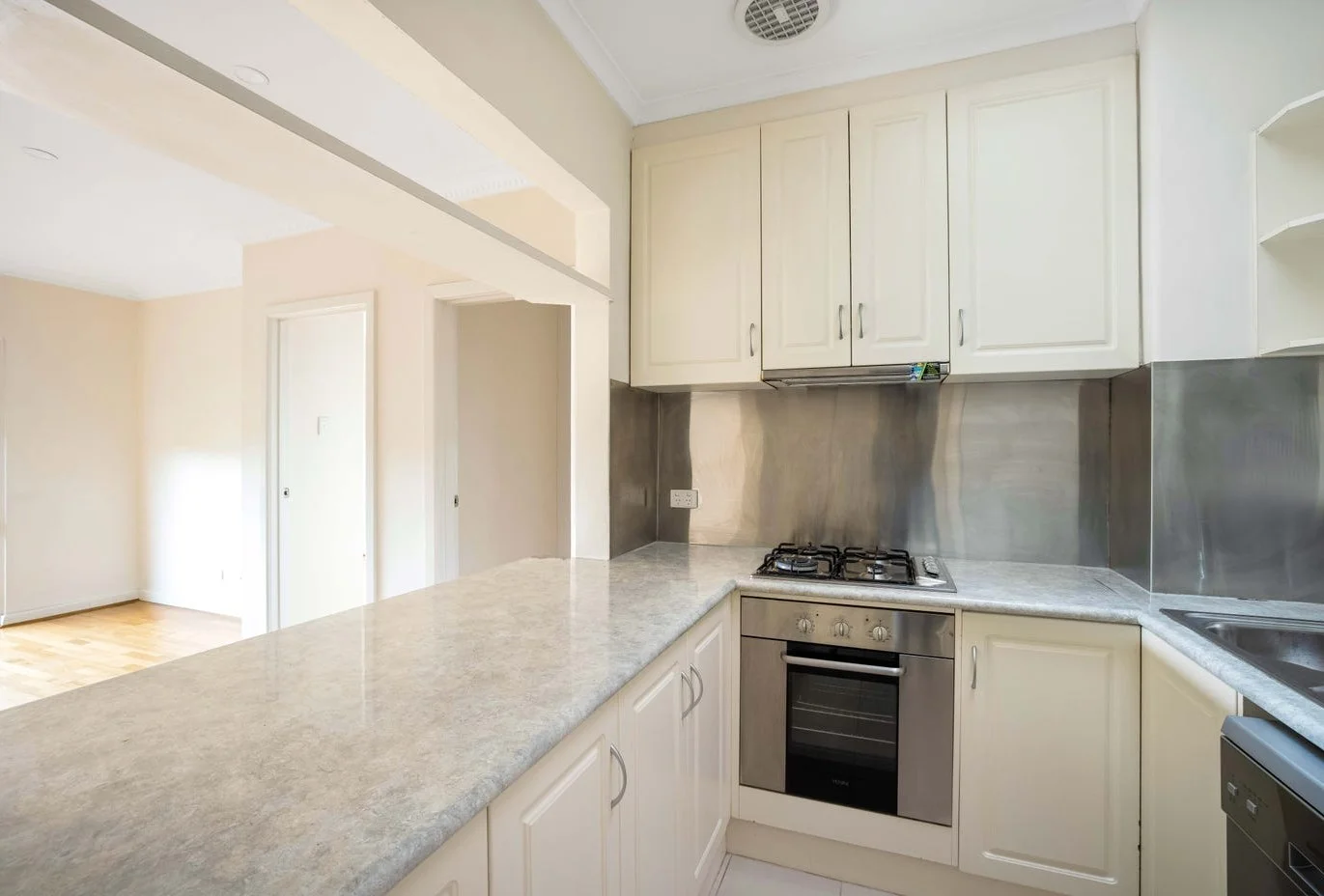 Additional image 4 of 19/75 Queens Road, Melbourne VIC 3004