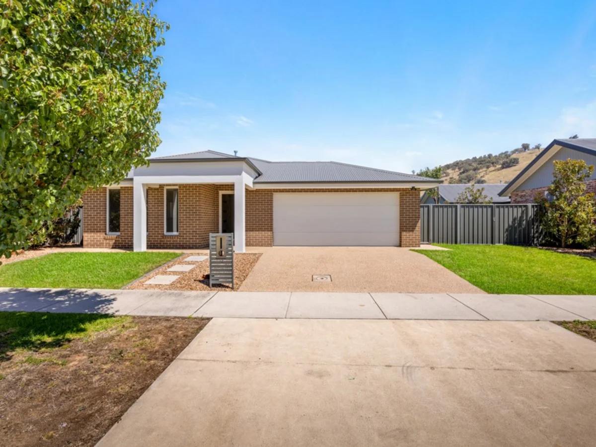 14 Charlton Road, Killara VIC 3691