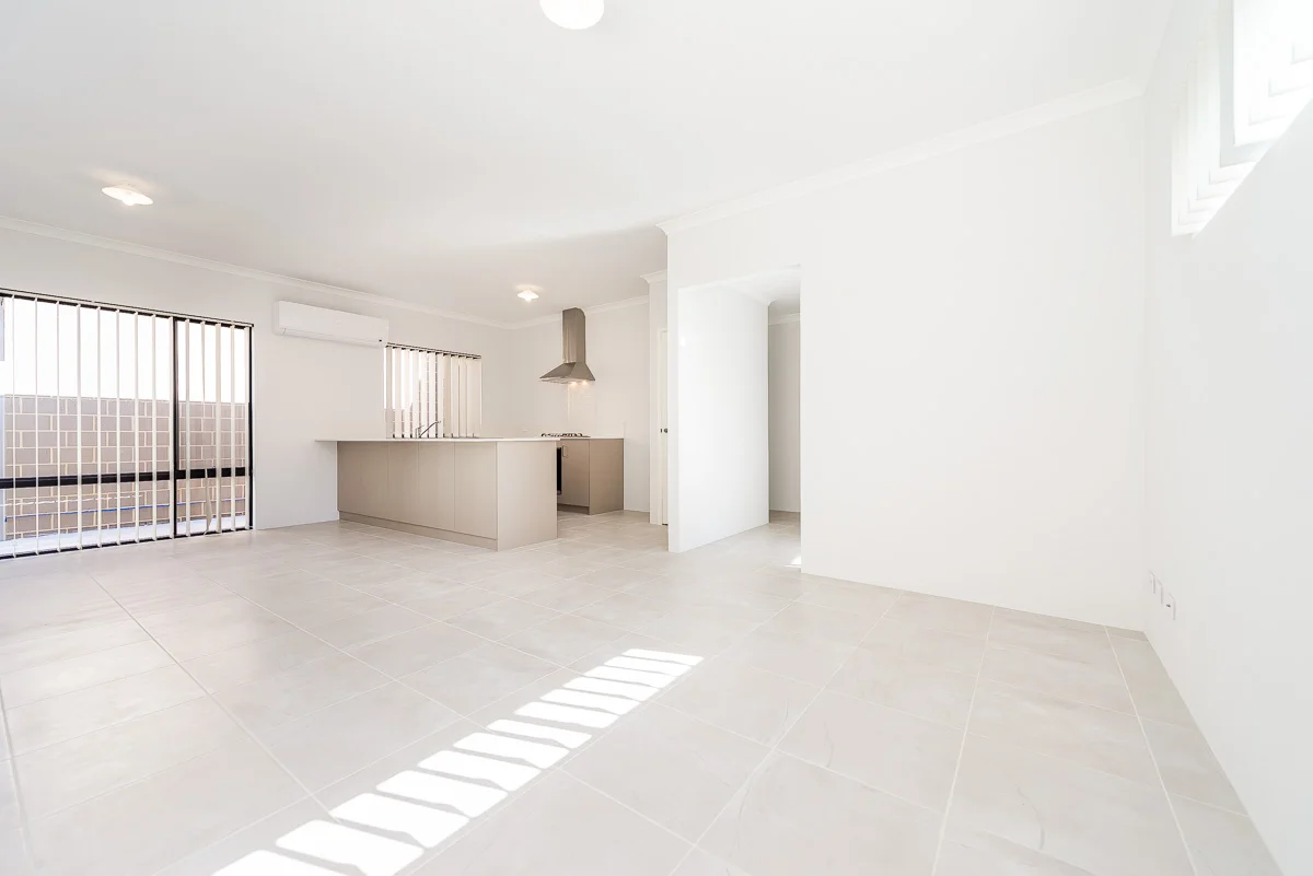 Additional image 3 of 1/10 Gameson Way, Girrawheen WA 6064
